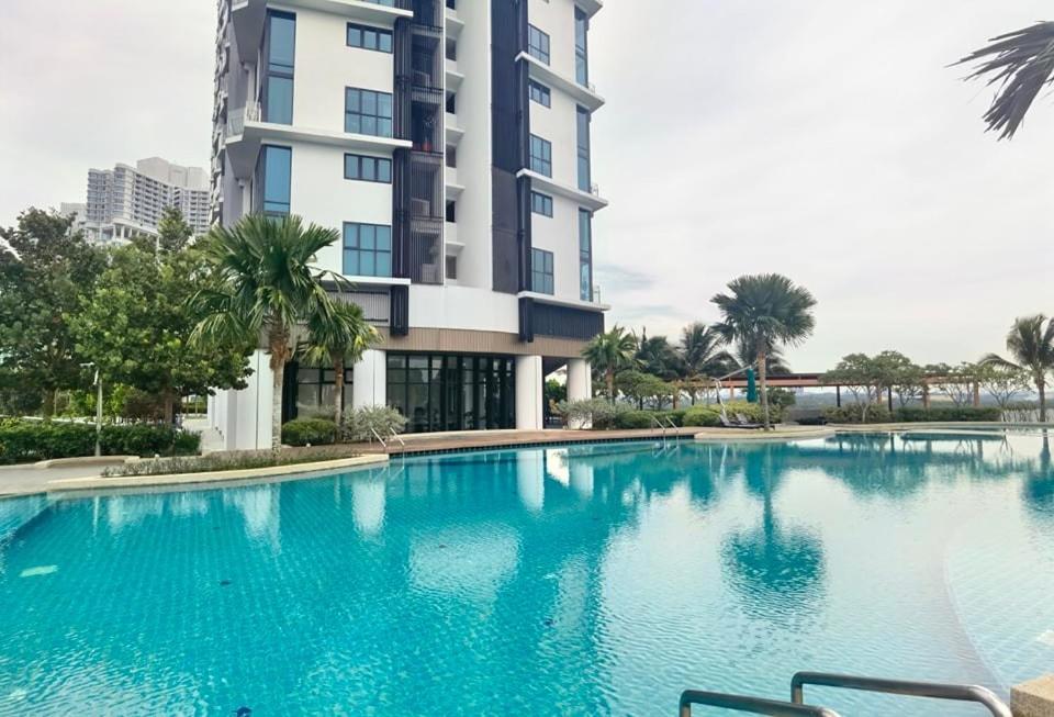 0511 Almas Suites W/Sofa Bed 4Pax Netflix By Stay Nusajaya (Iskandar Puteri) Exterior foto